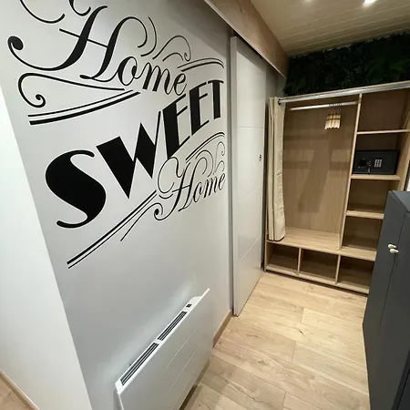Suite avec Balnéo Privée et piscine commune Appartamento